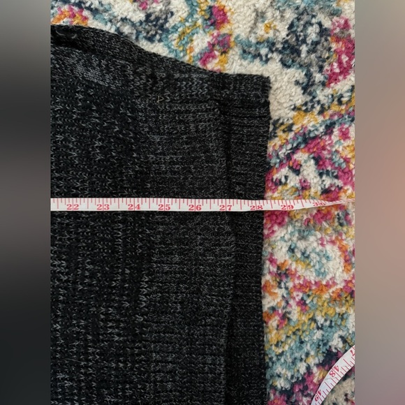 Cotton On Sleevelesss Turtleneck Sweater - Picture 9 of 9